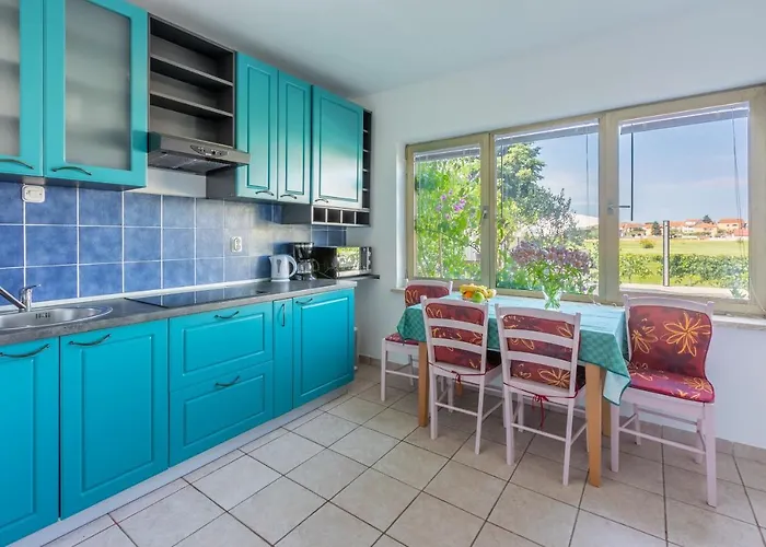 Apartment Pool Fazana